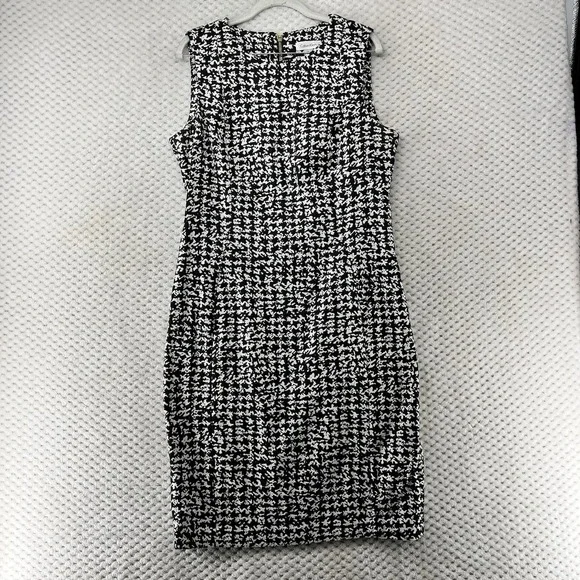 Calvin Klein | Dresses | Calvin Klein Sheath Dress Size 2 White Black  Sleeveless Gold Zipper Houndstooth | Poshmark